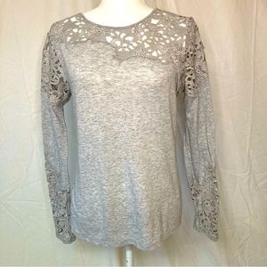 Sundance Gray Lovelier Days Floral Lace Detail Tee Womens Size Medium